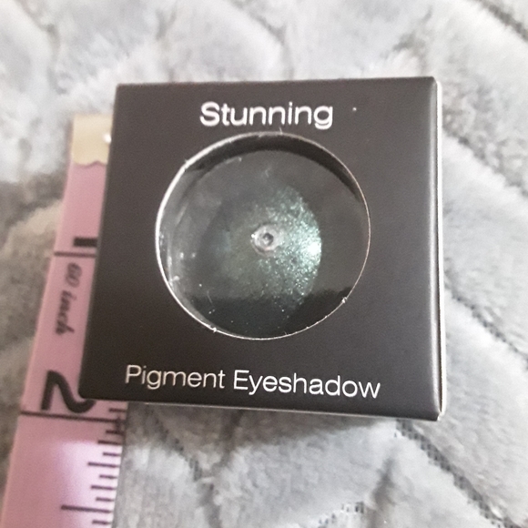 Metallic Shimmer Pigment Emerald Green - Picture 3 of 5